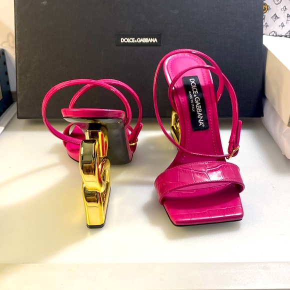 New Dolce & Gabbana Embossed DG Pink Gold Heel Sandals Size US 6 - Picture 6 of 10